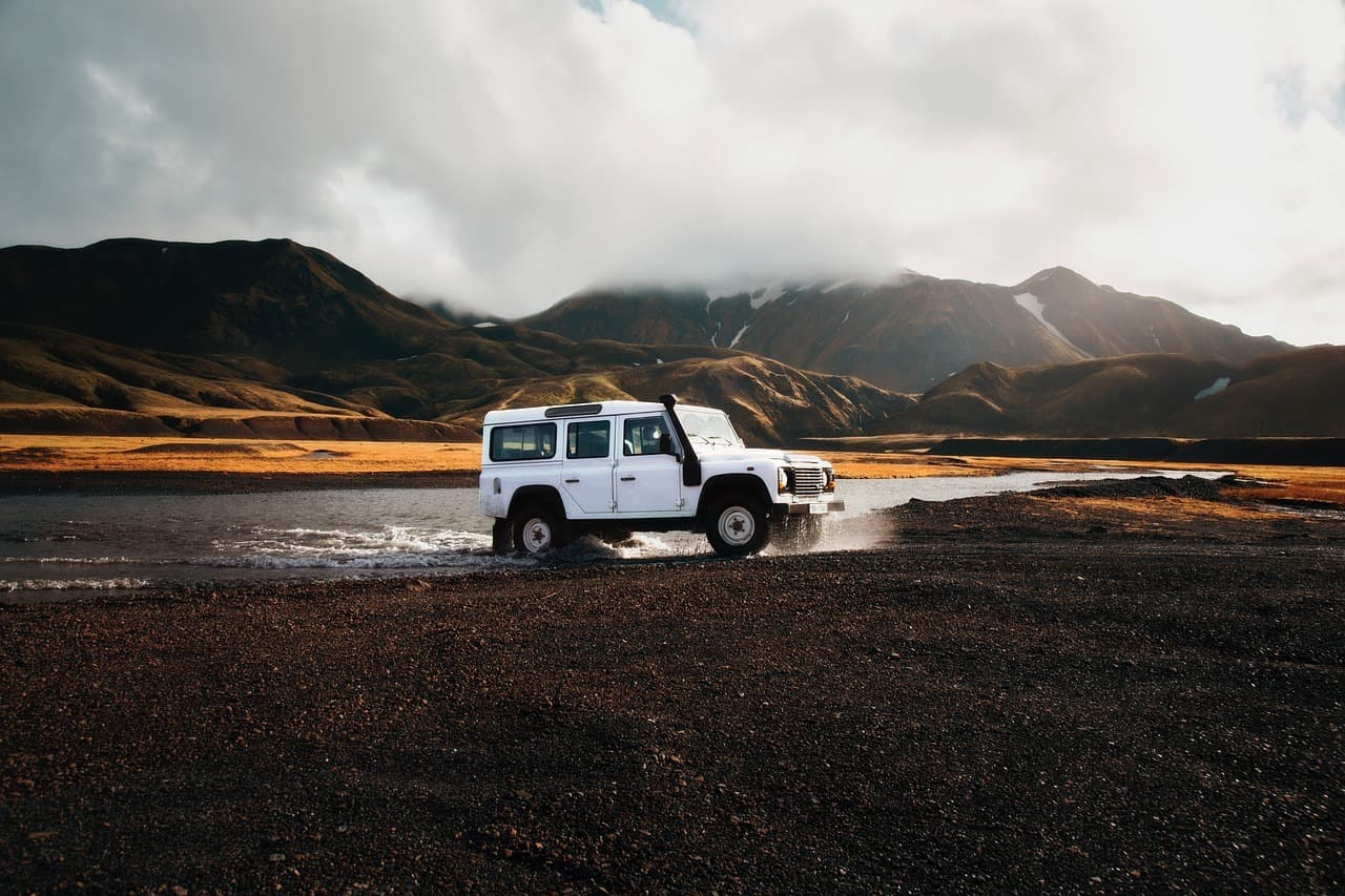Which vehicle should you rent for a self-drive tour in Iceland?
